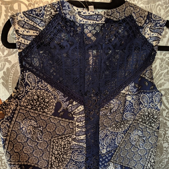NWT Keke blue cap sleeve blouse - Picture 6 of 7